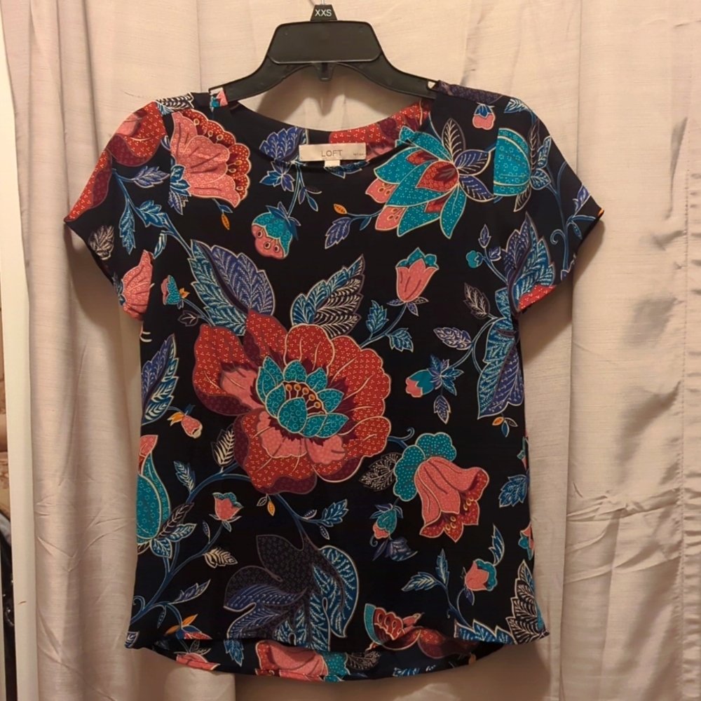 Patterned top (Ann Taylor Loft)